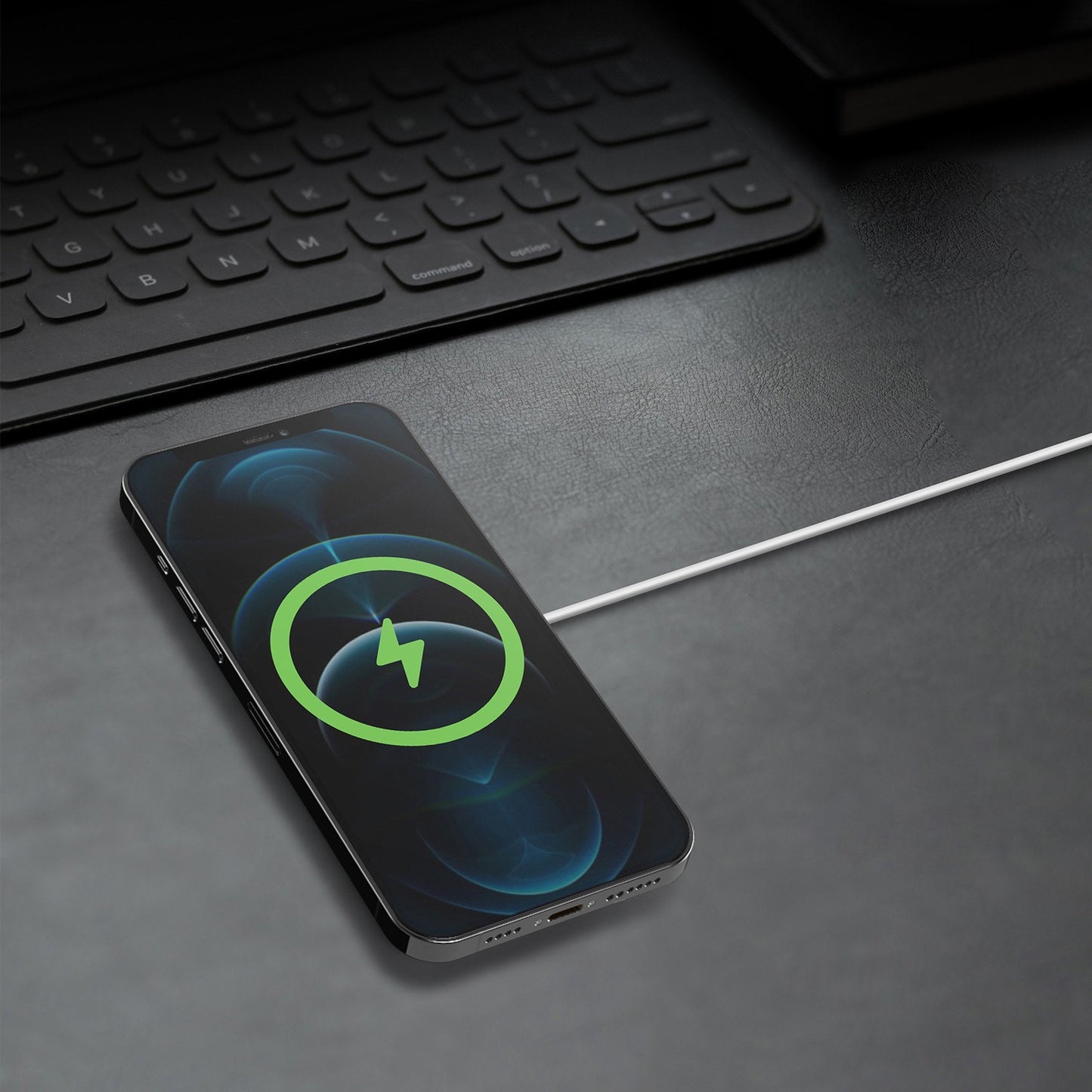 Hypergear 15W MagSafe Wireless Magnetic Charger w/ Connected USB-C PD Cable